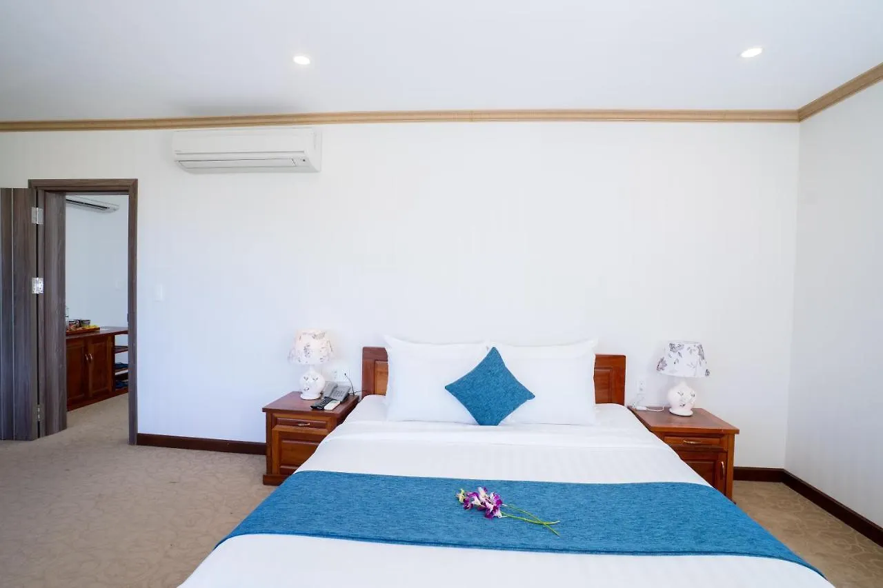 Navy Hotel Cam Ranh Vietnam