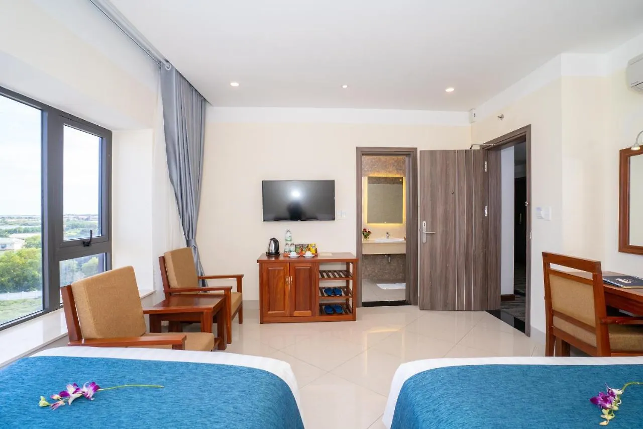 Navy Hotel Cam Ranh