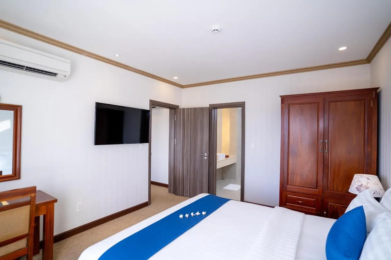 Navy Hotel Cam Ranh