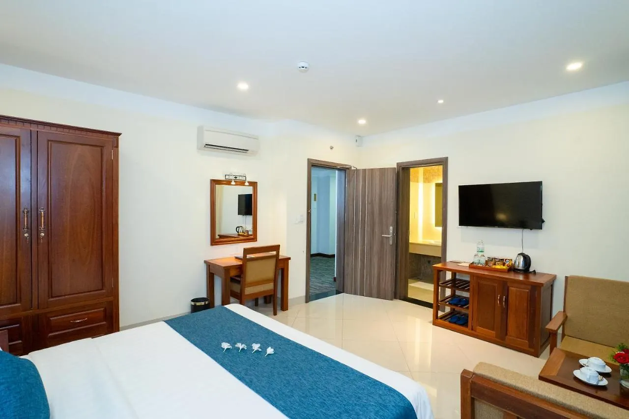 Navy Hotel Cam Ranh