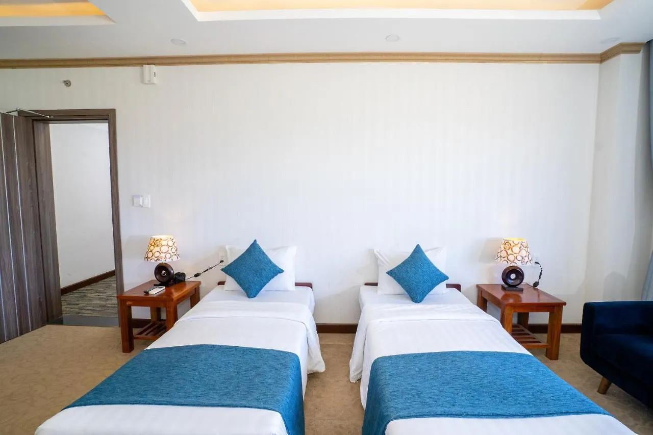 ****  Navy Hotel Cam Ranh Vietnam