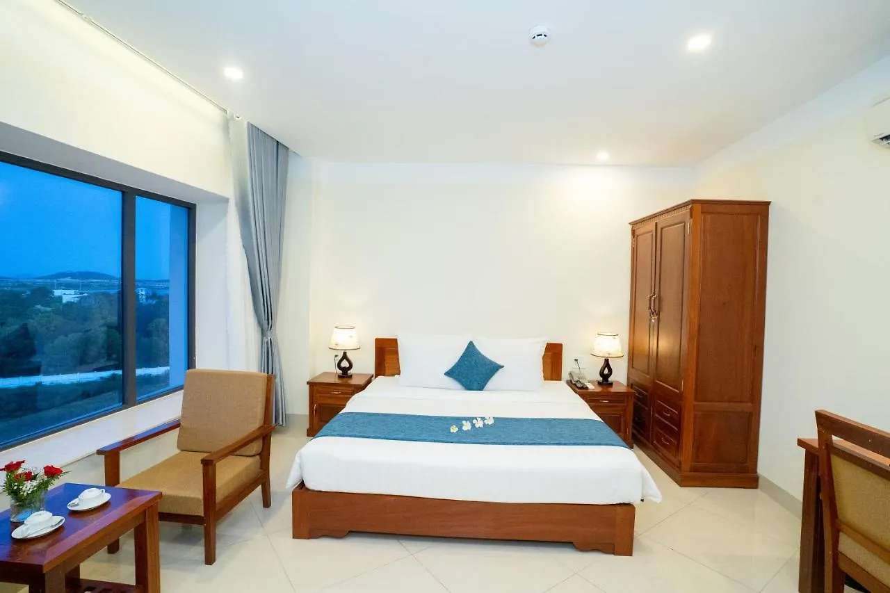 Navy Hotel Cam Ranh