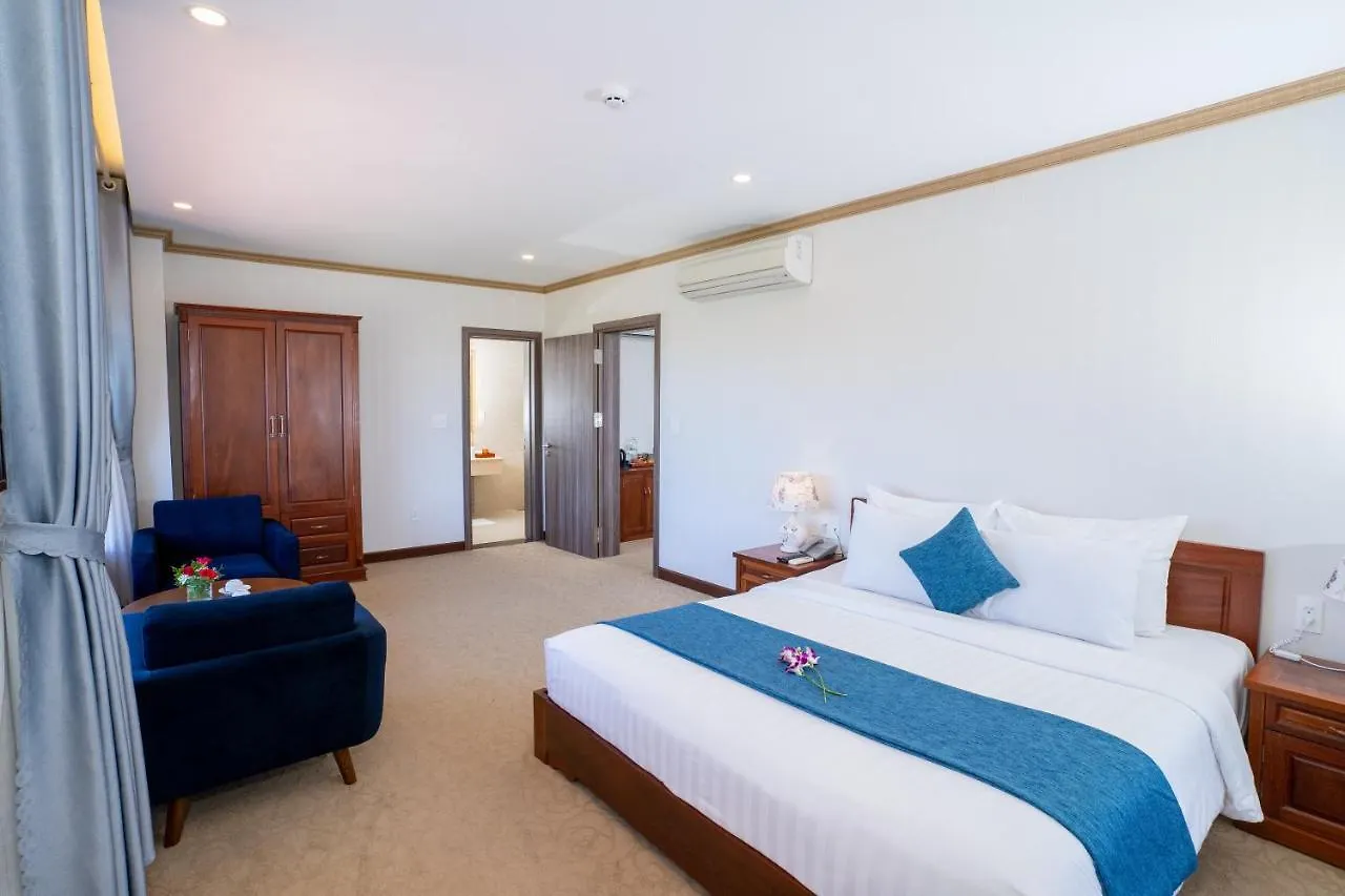 Navy Hotel Cam Ranh