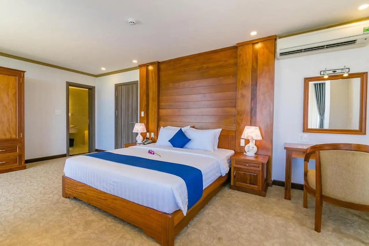Navy Hotel Cam Ranh